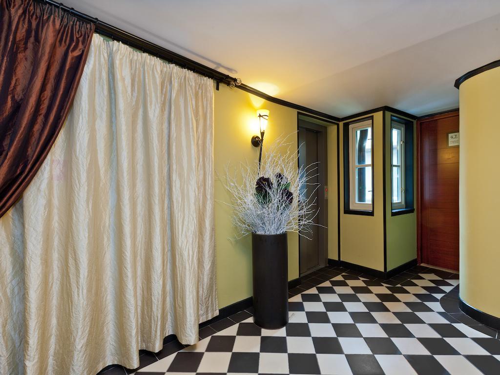 Oasis Prague Apartments Buitenkant foto