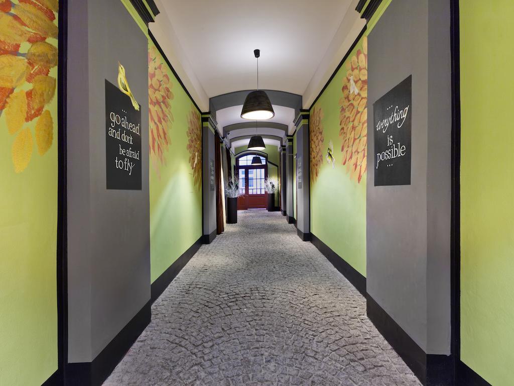 Oasis Prague Apartments Buitenkant foto
