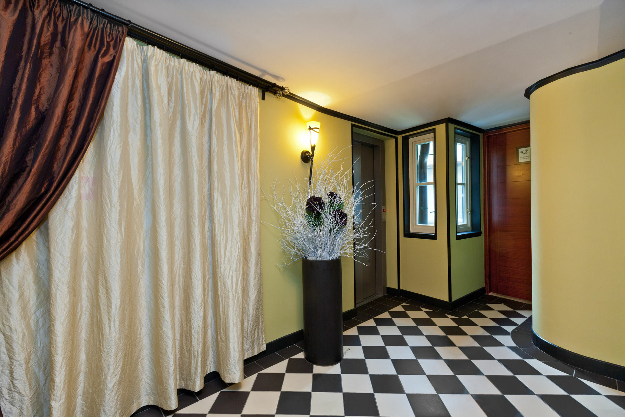 Oasis Prague Apartments Buitenkant foto